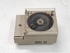 OMRON H2F-DFC TIME SWITCH