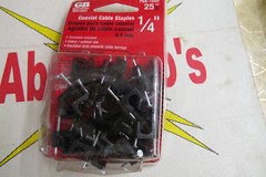 Gardner Bender PSB-1650, Coaxial Staples, pkg of 25, black 1/4″