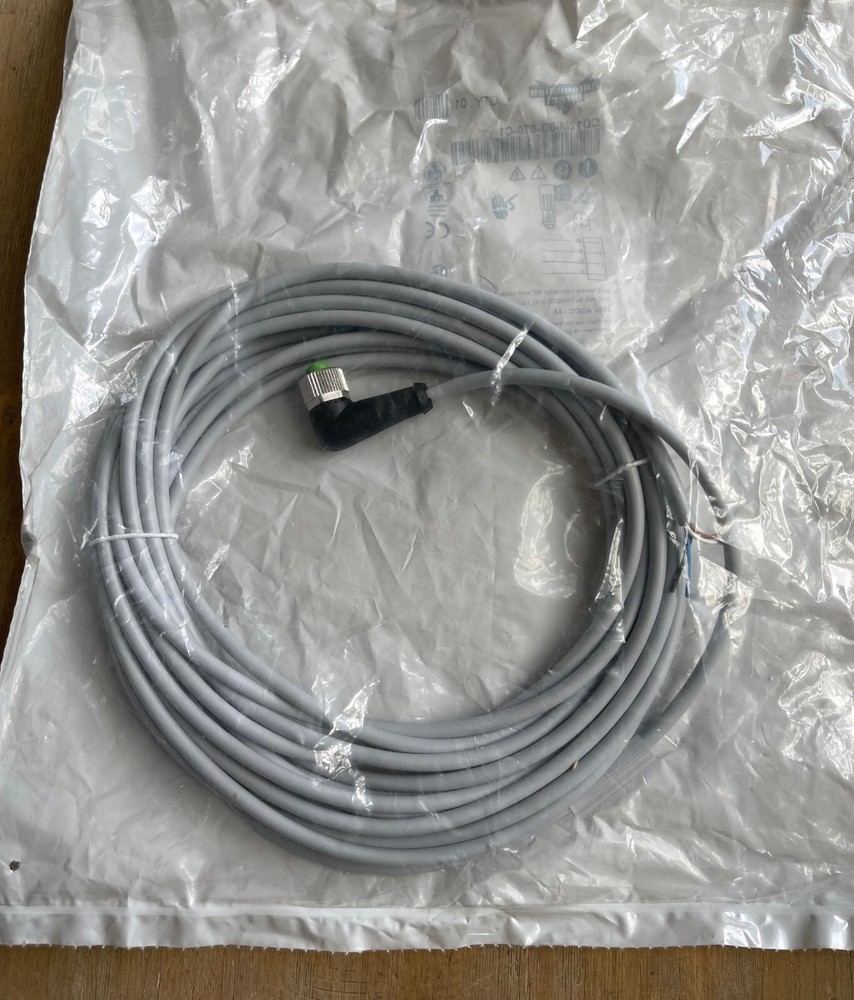 AUTOMATION DIRECT CD12M-0B-070-C1 M12 FEMALE CONNECTOR 90′ WITH CABLE 250V NEW