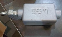 APPLETON ELECTRIC G-HPHP-24 RECEPT HANGERS WITH ONE HUB NEW IN BOX (P6)