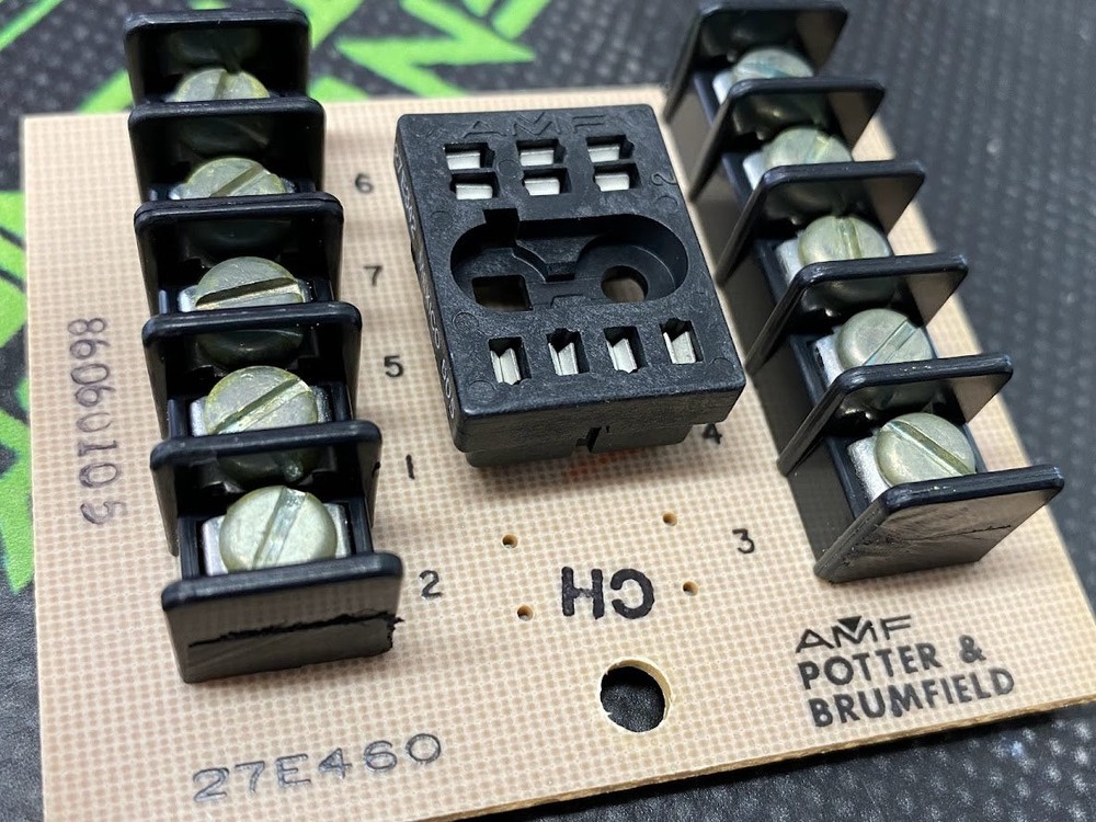 27E460 – POTTER AND BRUMFIELD – Relay Socket, BREAKOUT BOARD – 10PIN SOCKET – 2X