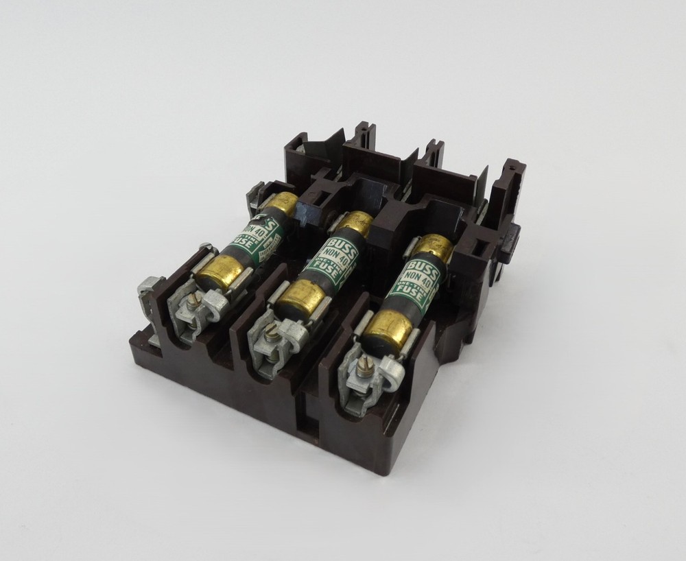Square D Fuse Holder W/ Bussmann Buss NON 40 250V Fuses