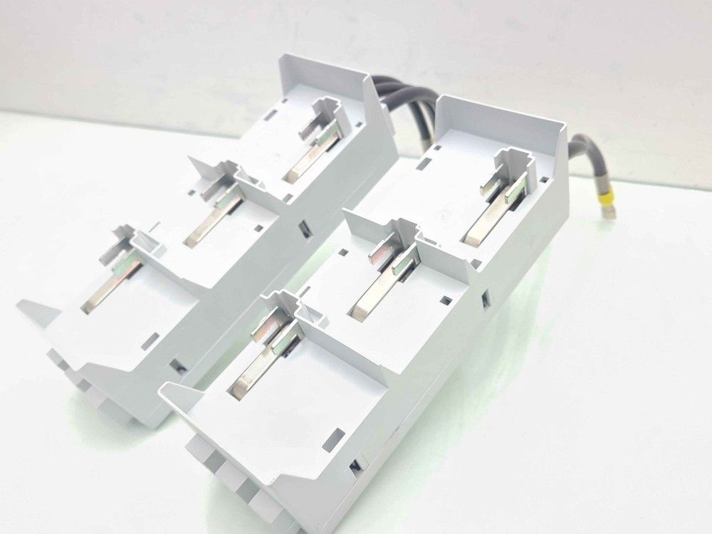 Lot of 2 Rittal SV 9342.410 OM Adapters 100A 3-Pole Busbars w/ Cables