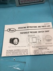 Dwyer 3002-TP-24V Photohelic Pressure Switch/Gage, Series 3000, 164756
