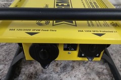 Southwire 8706TLCX 125/250VAC Inlet Voltage Rating Power Distribution Box