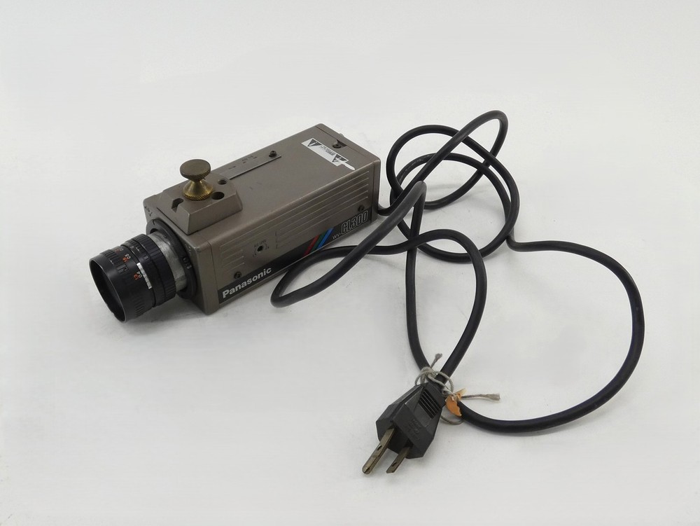 Matsushita Panasonic WV-CL300 Color CCTV Camera W/ Fujinon 1:1.4/16 Lens 120V…