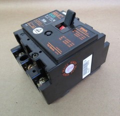 FUJI ELECTRIC AUTO BREAKER EA33 30A