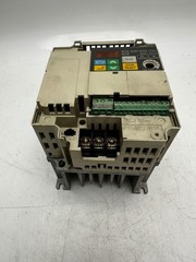 OMRON 3G3JV-AB007 Inverter Drive 200-240V 0-240V 12.8A 5A IP20