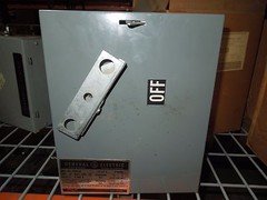 GE DH461R 30A 3ph 4W 600V FUSIBLE BUS PLUG