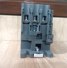 1PC-Schneider LC1E65M7 EasyPact TVS contactor 3P-AC-3= 440V 65A- 220V-NEW