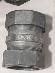 Neer 1-1/2″ Die Cast Zinc EMT Gland Compression Coupling Qty 4 TC-615