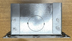 HUBBELL 3SFBSS 3 SERVICE STAMPED STEEL FLOOR BOX WITH PLATES **NEW IN BOX**