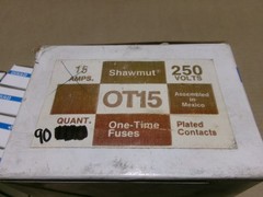 Shawmut / Gould OT15 Box of 90 15 Amp 250V One Time Fuse AK