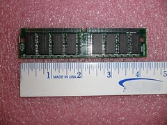 VA8322U2EN5-60YET SIMM MEM RAM 32 MB 72-PIN 60NS 16 CHIP (1 PER LOT)