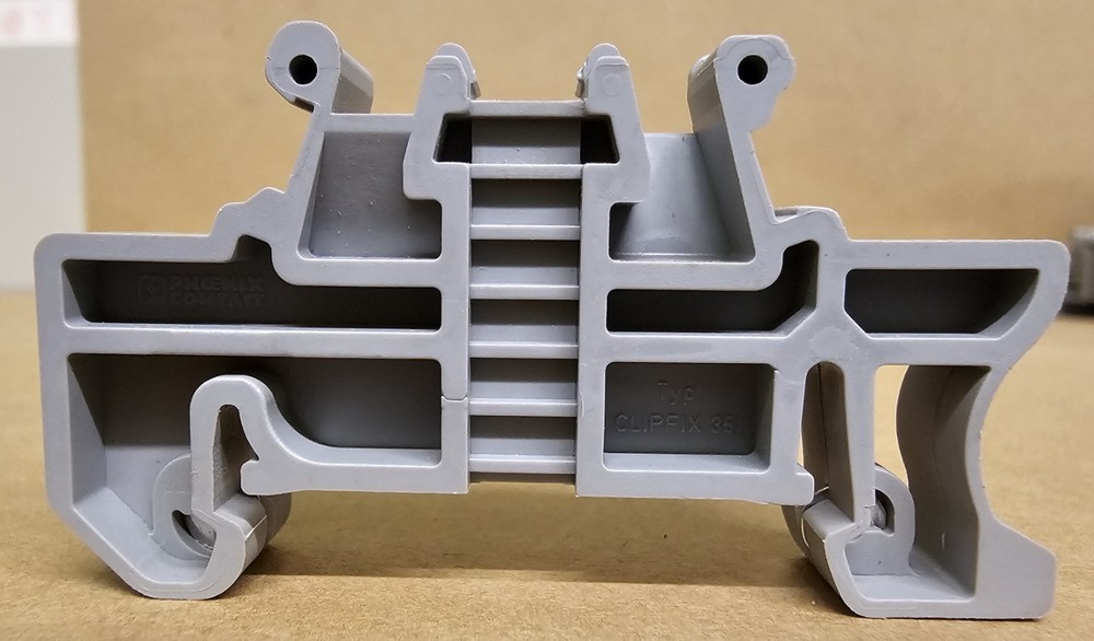 Phoenix Contact CLIPFIX 35 Terminal Block (Lot of 28)