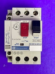 Telemecanique GV2-M04 Motor Circuit Breaker 0.4-0.63 A W/ GV2-AN11 Aux Contact