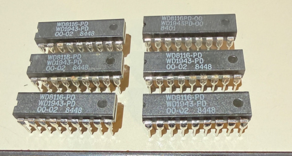WD8116-PD WD1943-PD DUAL MARKED DUAL BAUD RATE CLOCK 18-PIN DIP (Lot of 6)