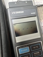 Omega Engineering HH82 Digital Thermometer Tested Works W/Case + Manual + Probes