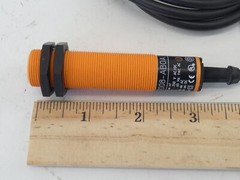 IFM IG0330 IG-2008-AB0A Inductive Proximity Sensor Efector 250VAC/DC – NEW Su…