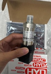 1PC HYDAC HDA4745-A-250-000 brand new Pressure Sensor HDA4745-A-250-000