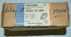 SIEMENS Hilfsschutz 3TA63 07-4BB Industrial Relay Contactor 24V, 6NO + 2NC MAAG