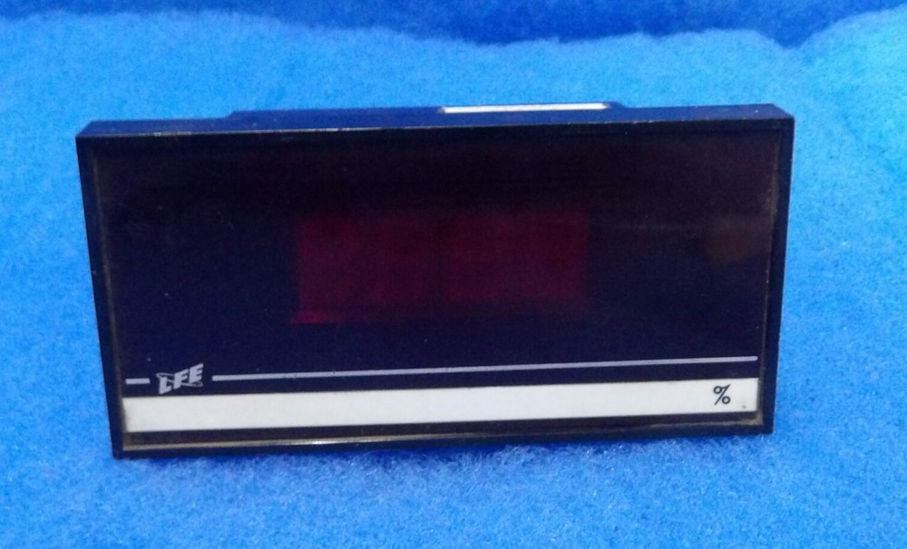Danaher LFE CA-0431-0000 Model 40 4/20MDA Digital Panel Meter + 1 Year Warranty