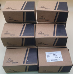 UDJ-160A *Lot of 12 nVent Eriflex 569030 UDJ-160A Single Pole Distribution Block