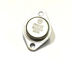 LOT OF 2 2N6052 DARLINGTON COMPLEMENTARY SILICON BY MOTOROLA TO-3