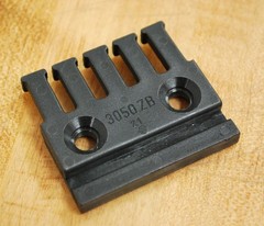 igus 3050.ZB Chainfix Strain Relief Tiewrap Plates – NEW