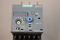 SIEMENS SIRIUS 3RB3026-1QB0 OVERLOAD RELAY MODULE