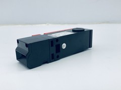 STI T4016-022 / T4016-022SM Safety Interlock Switch 24vdc 230vac 4A IP67 OMRON