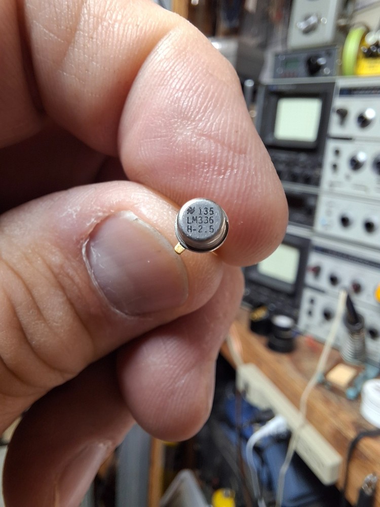 LM336H2.5 , NOS