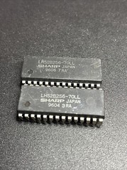 Pair Sharp LH52B256-70LL 256Kb CMOS SRAM 28-Pin IC Chip @IC15