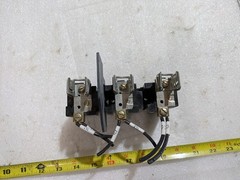 ALLEN BRADLEy 30AMPS 600 VOLTS Y 1494V-FS30 SER A