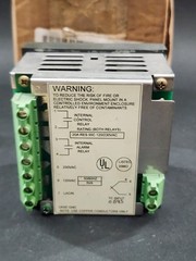 Chromalox 3910 Proportional Temperature Controller 1/4 DIN NOS w/ Relay