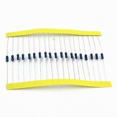 100 PCS 10Ω 10 Ohm 1/4W 0.25W 1% accuracy Metal Film Resistors NEW