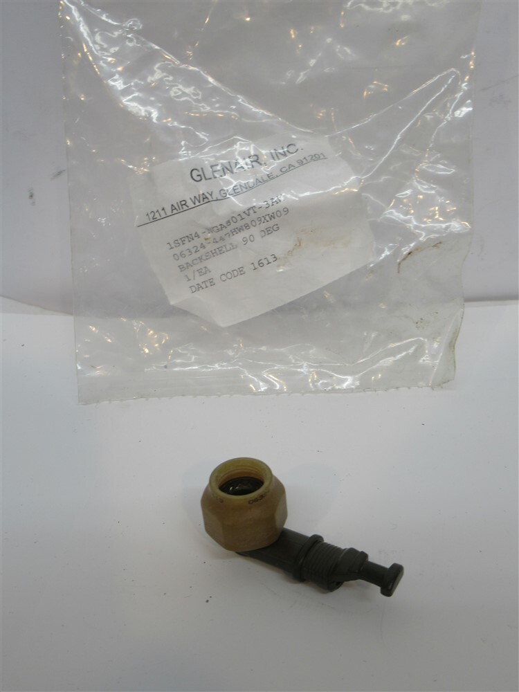 Glenair 447HW809XW09, Black Shell 90°