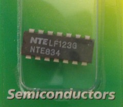 NTE NTE834 IC, Low Power, Low Offset Voltage, Quad Comp