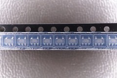 Lot of 20 SN74LVC1G17DBVR Texas Instruments Non-Inverting Buffer Single 5 Pin