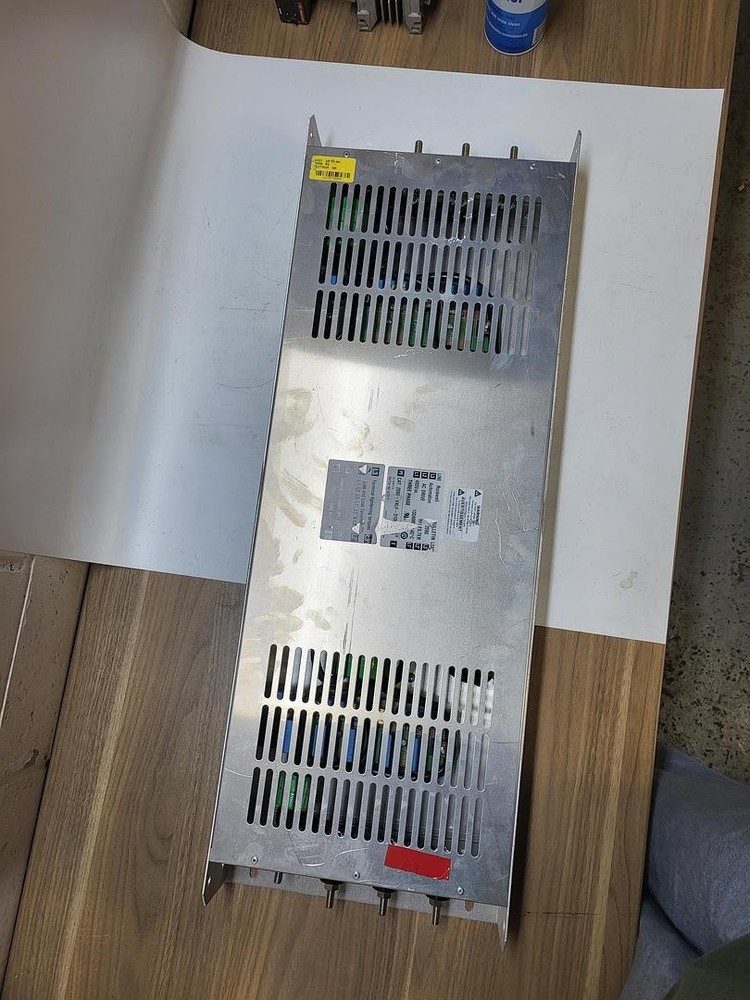 Rockwell Automation AC drive 2090-XXLF-3100
