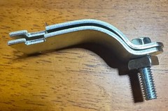 10PK of 1 – 1/2″ Rigid Pipe Clamps Conduit UNIV Channel Steel Clamps