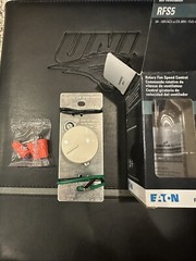 EATON RFS5-LA FULLY VARIABLE FAN SPEED CONTROL 5A 120VAC 60Hz NEW!