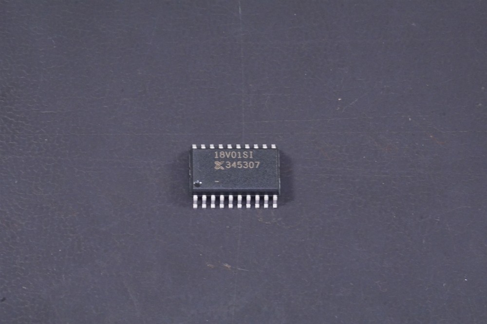 XC18V01SO20I Xilinx In-system Programmable 3.3V PROMs 20-Pin SOP –40C to 85C NOS