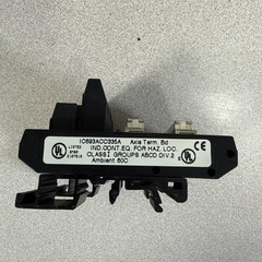 GE FANUC IC693ACC335A SERIES 90-30 AXIS TERMINAL BOARD MODULE. Good used