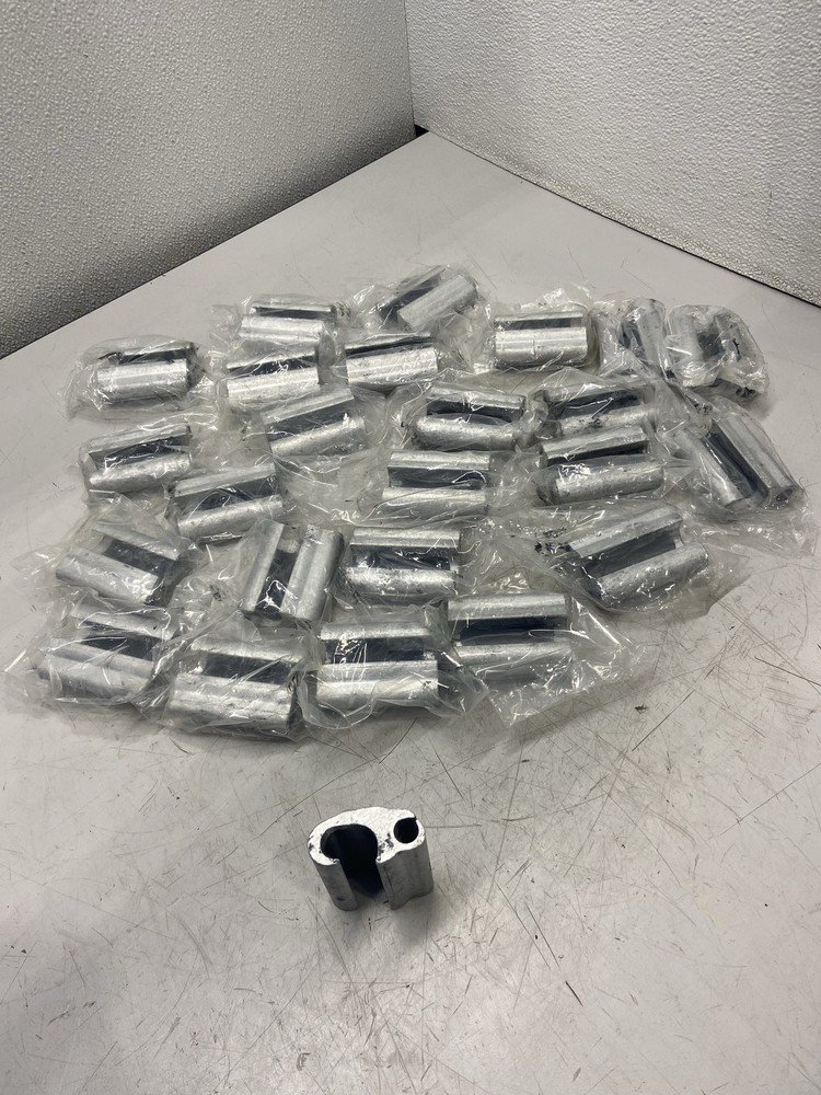 Box of 25 Burndy Crimpit Connectors Figure 6 3/0 AWG 4/0 AWG YPC28U26