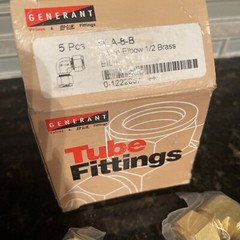 NEW GENERANT DLA-8-B UNION ELBOW TUBE FITTINGS 1/2 BRASS BOX OF 5