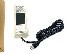 UVP Analytik Jena UVG-11 Compact Lightweight Shortwave UV Lamp 95-0016-14