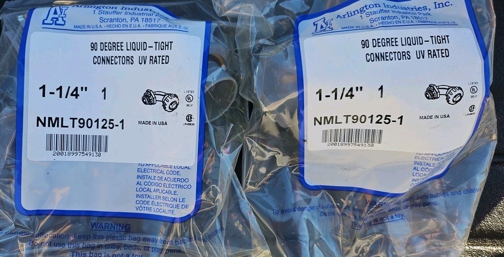 Arlington NMLT90125, 1-1/4″ Liquidtight Flex PVC Connector, 2pc UV Rated