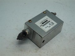 Yamatake CME6102 25L/min Mass Flow Meter 30 Days Warranty Expedited Shipping