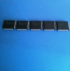 AM7203A-25JC AMD FIFO Mem Async Dual Depth/Width Uni-Dir 2K x 9 32-Pin PLCC